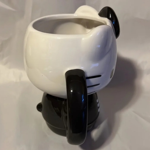 NWT Skeleton Hello kitty mug , hello kitty halloween mug, skeleton hello kitty - Picture 2 of 3